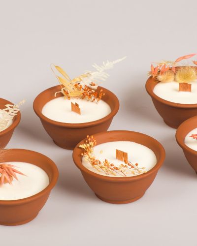 Φυσικό Κερί Σόγιας (μεγάλο) με Άρωμα Μήλο και Κανέλλα: Η Ζεστασιά της Φύσης στο Σπίτι Σας