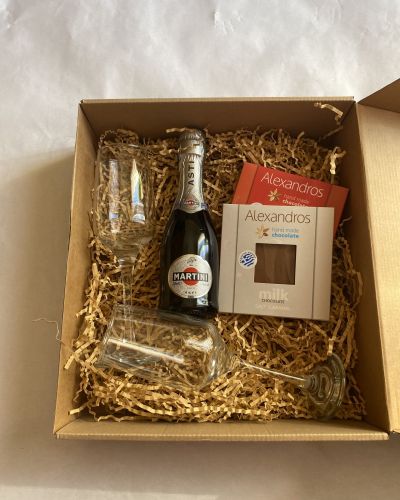 ”Σετ οινοπνέυματος – Κρασί και Ποτήρια ”