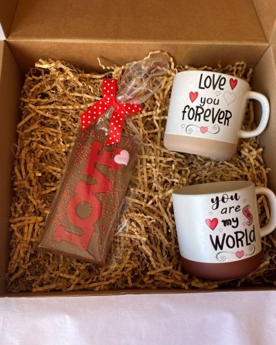 ”Εκπληξη Αγάπης ”