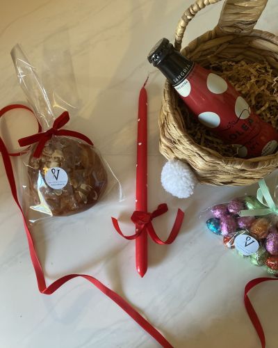 ”Κοκκίνο  Χρώμα ”