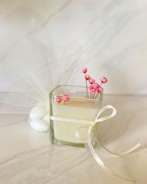 ”Χειροποίητη Μπομπονιέρα ”- Κερί με αποξηραμένα ροζ λουλούδια