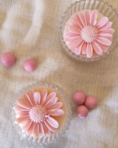 Χειροποίητη Μπομπονιέρα  ” με σχημα μαργαρίτας