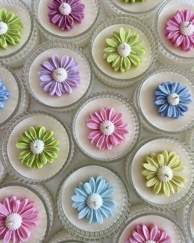 Μπομπονιέρα Κερί Μαργαρίτα Σε Βαζάκι